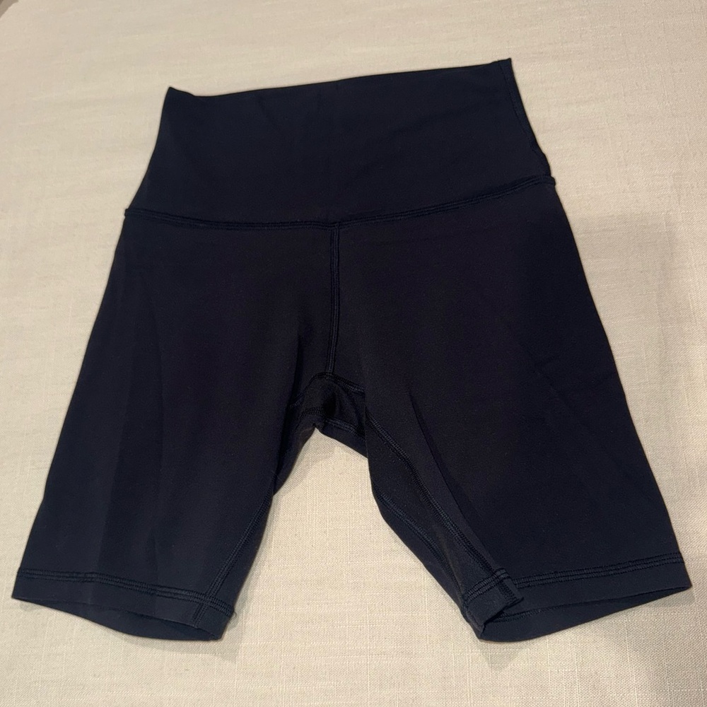 Lululemon align high-rise short 8”